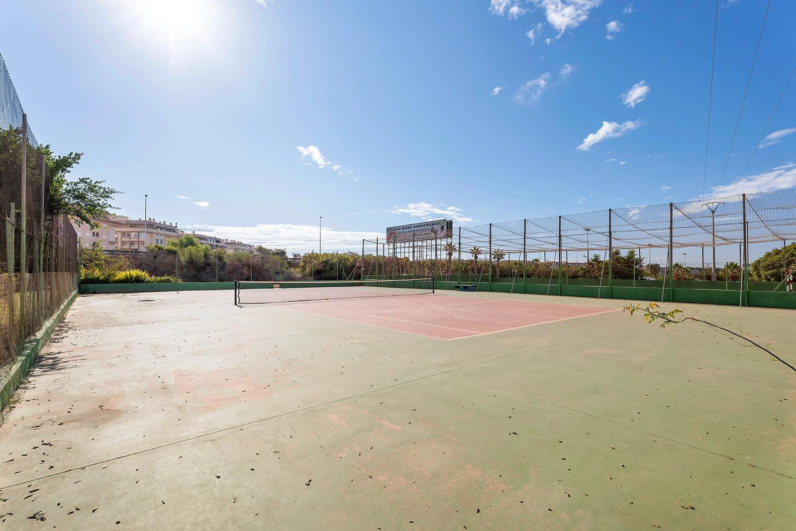 Bungalow Opportunity in Parque de las Naciones
