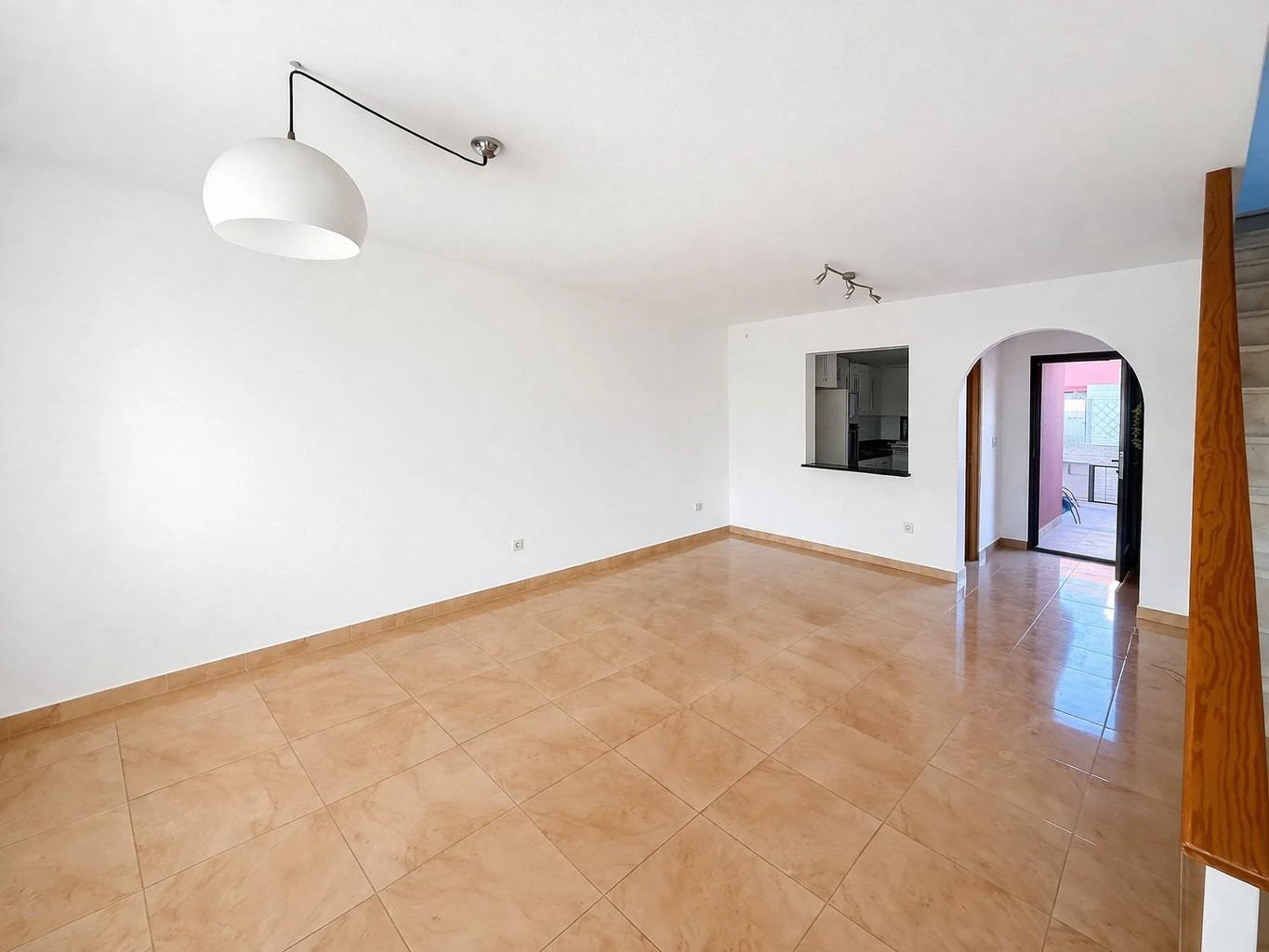 Townhouse opportunity in Aguas Nuevas