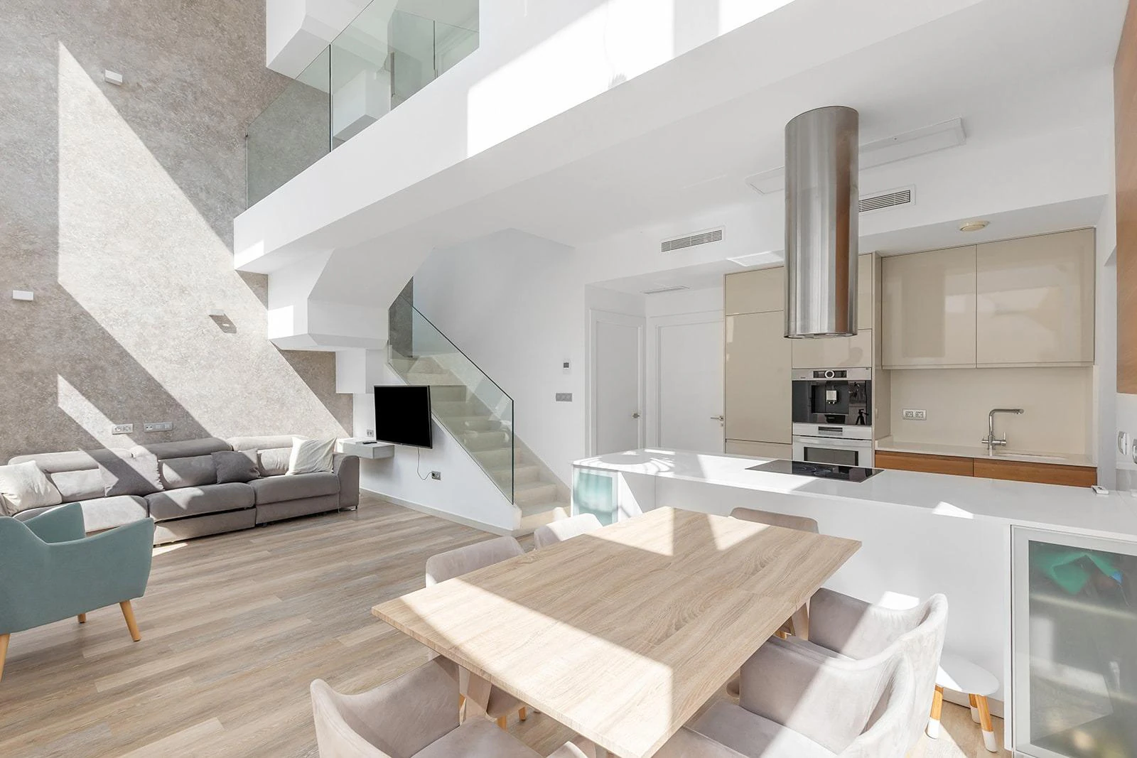 Opportunity: New Construction Villa in Pueblo Bravo