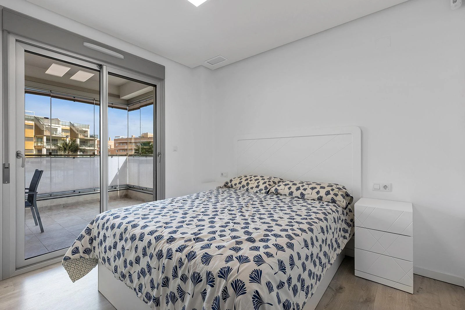 Resale opportunity with 3 bedrooms and 2 bathrooms