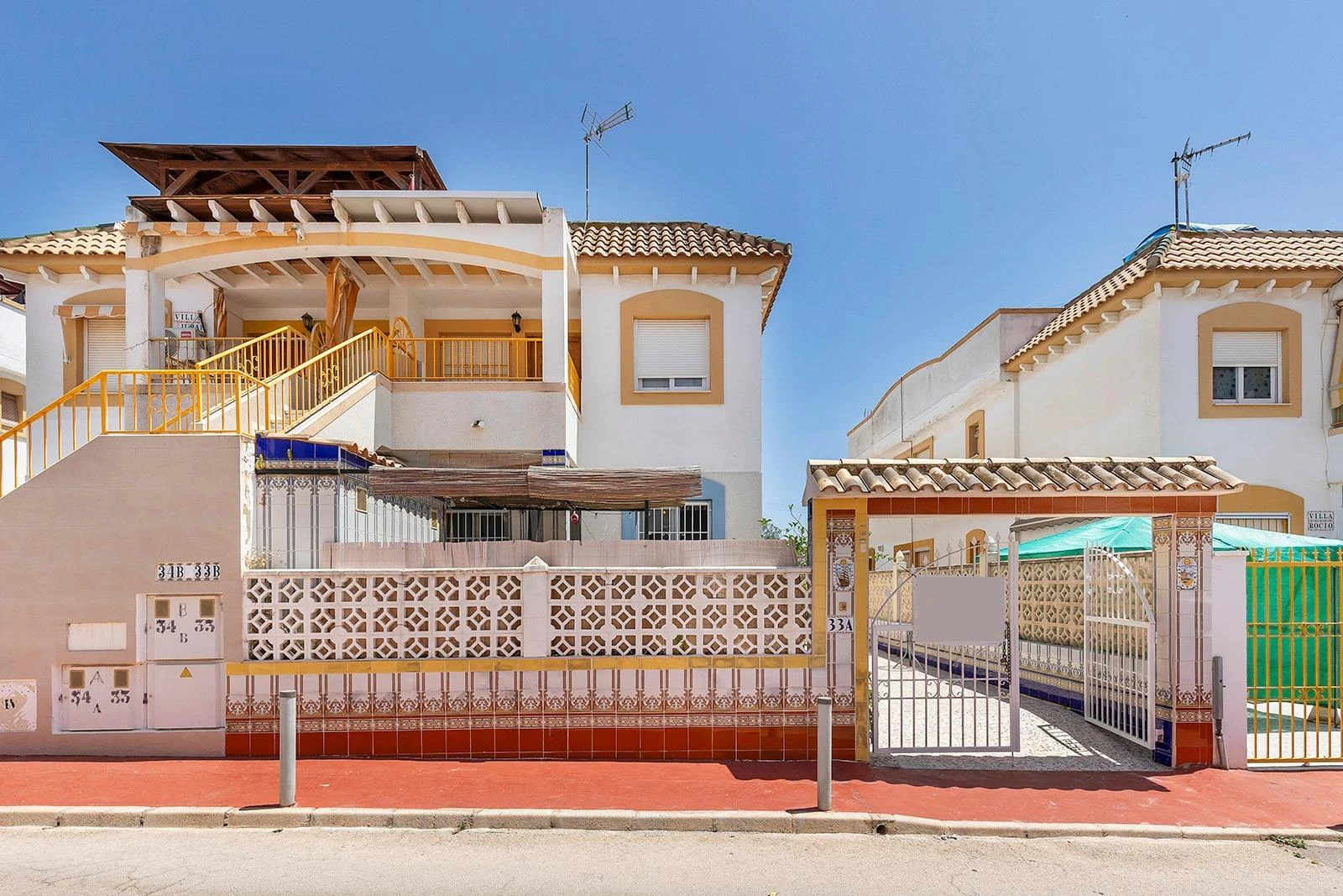 Bungalow Opportunity in Parque de las Naciones