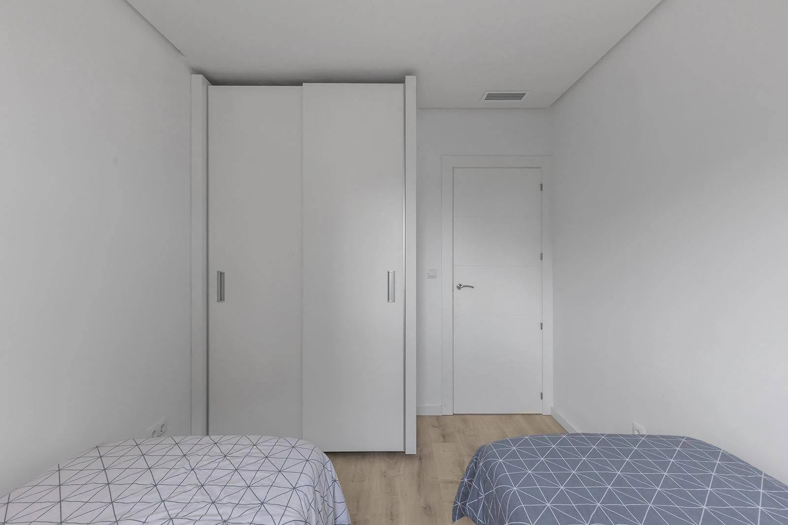 Resale opportunity with 3 bedrooms and 2 bathrooms