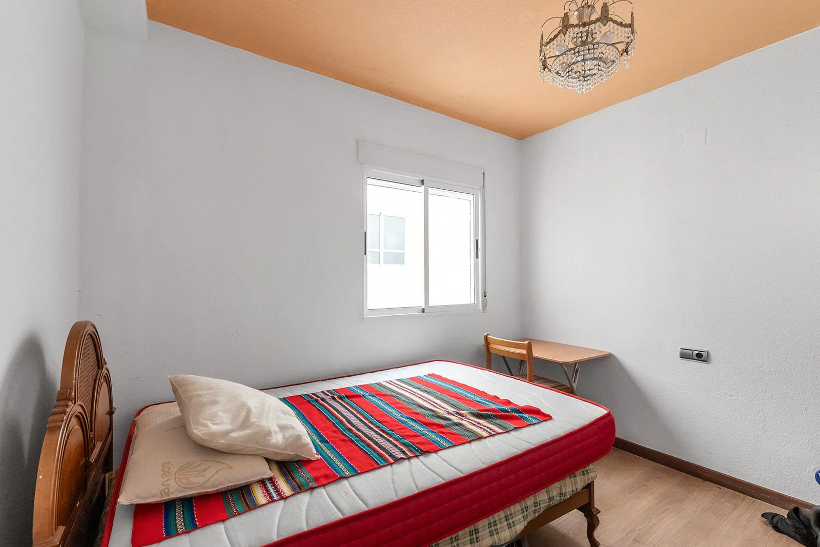 SOUTH Opportunity with 3 bedrooms and 2 bathrooms