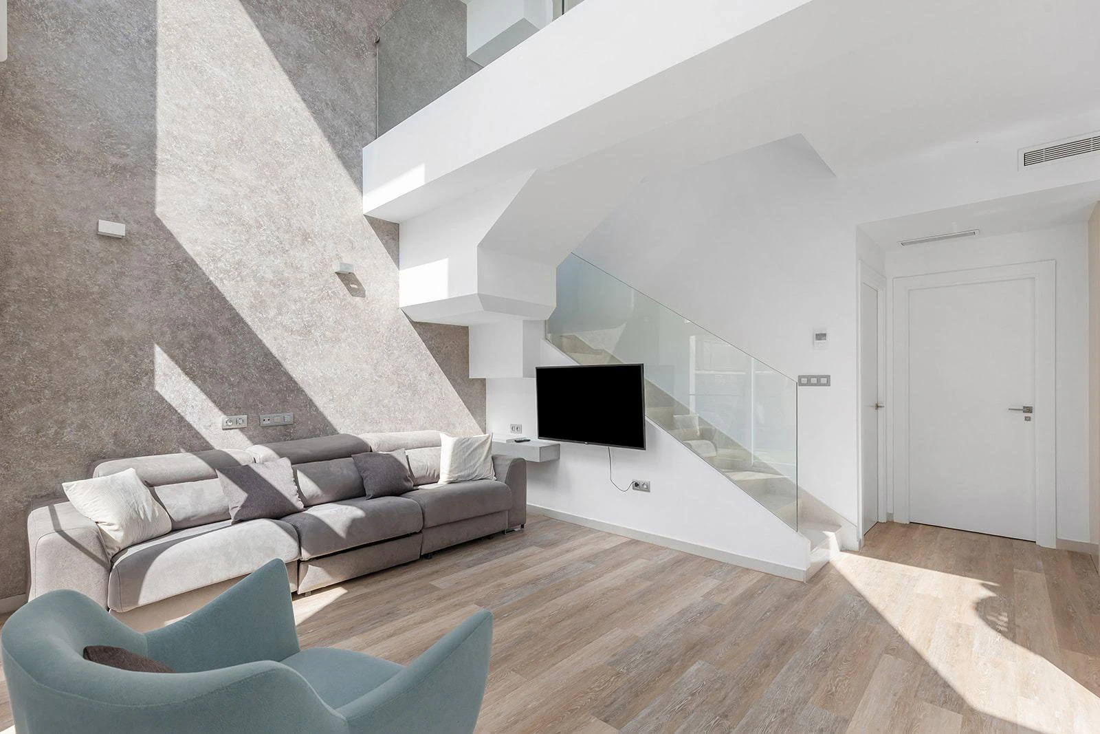 Opportunity: New Construction Villa in Pueblo Bravo