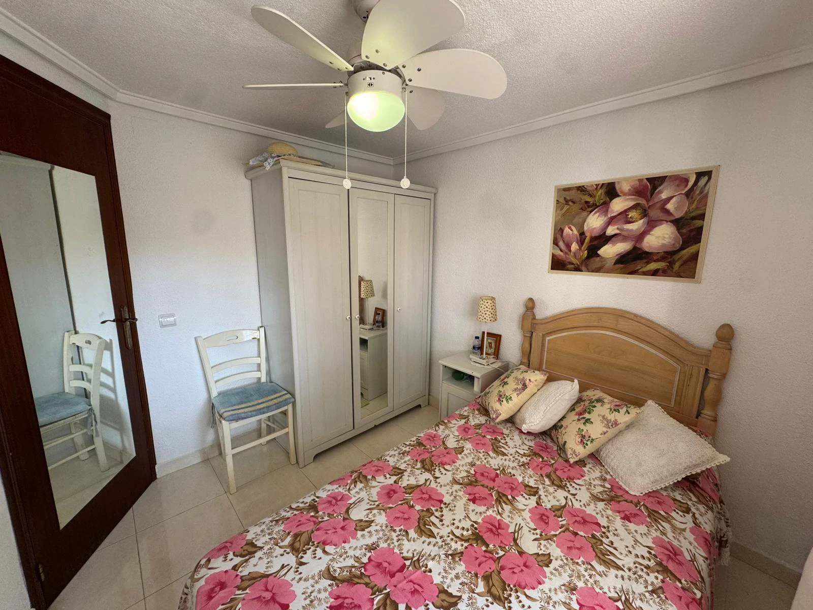Bungalow na parterze z 3 sypialniami i 2 łazienkami, 300 m od plaży Los Náufragos