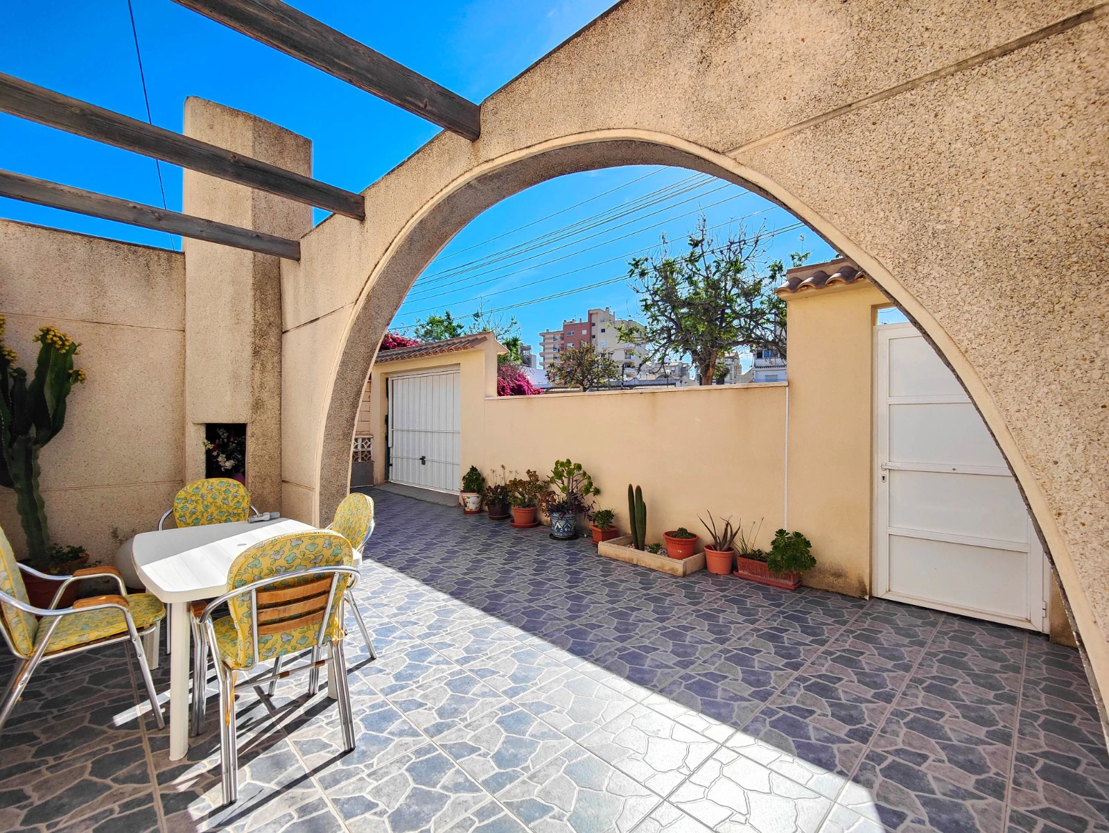 Dom bliźniaczy na sprzedaż w Torrevieja
