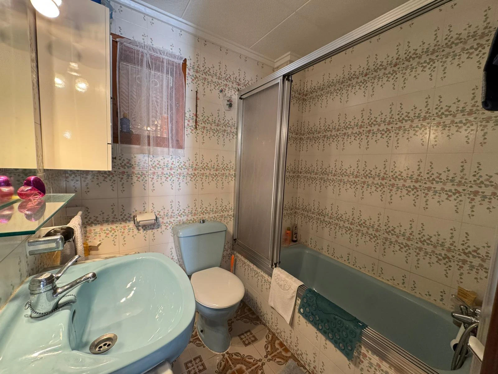 Bungalow na parterze z 3 sypialniami i 2 łazienkami, 300 m od plaży Los Náufragos