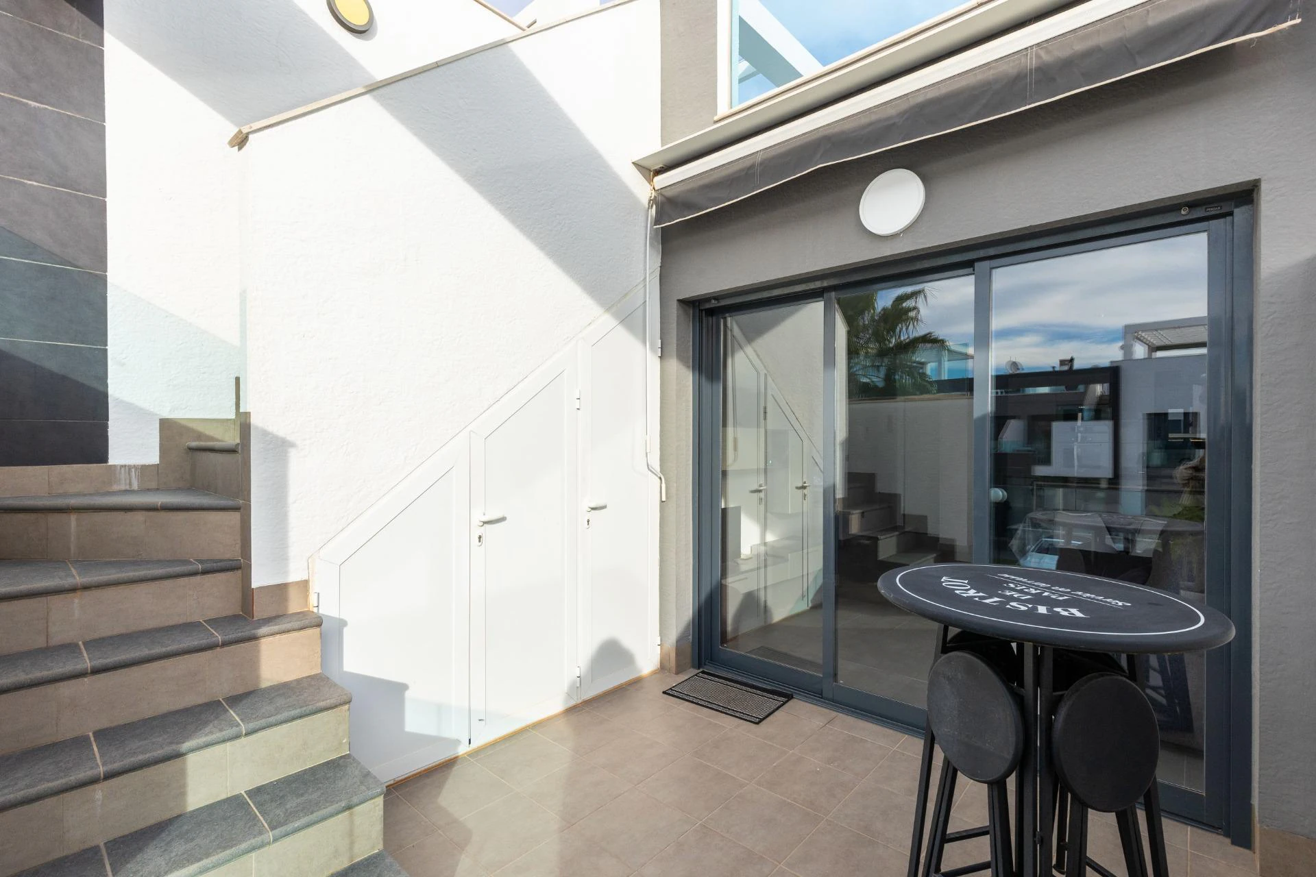 Bungalow na piętrze z prywatnym solarium – Oasis Beach 7, Punta Prima (Torrevieja)