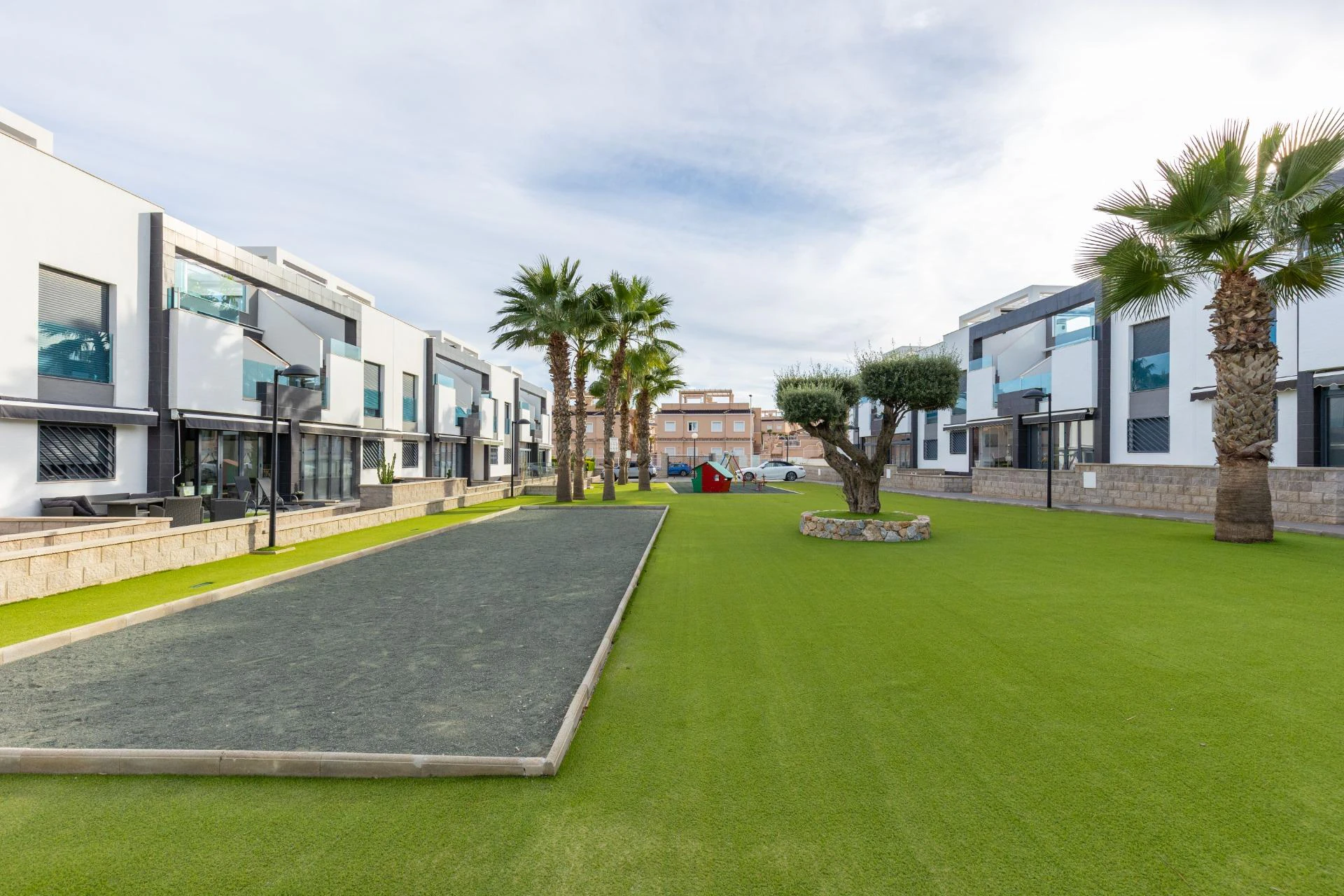Bungalow na piętrze z prywatnym solarium – Oasis Beach 7, Punta Prima (Torrevieja)