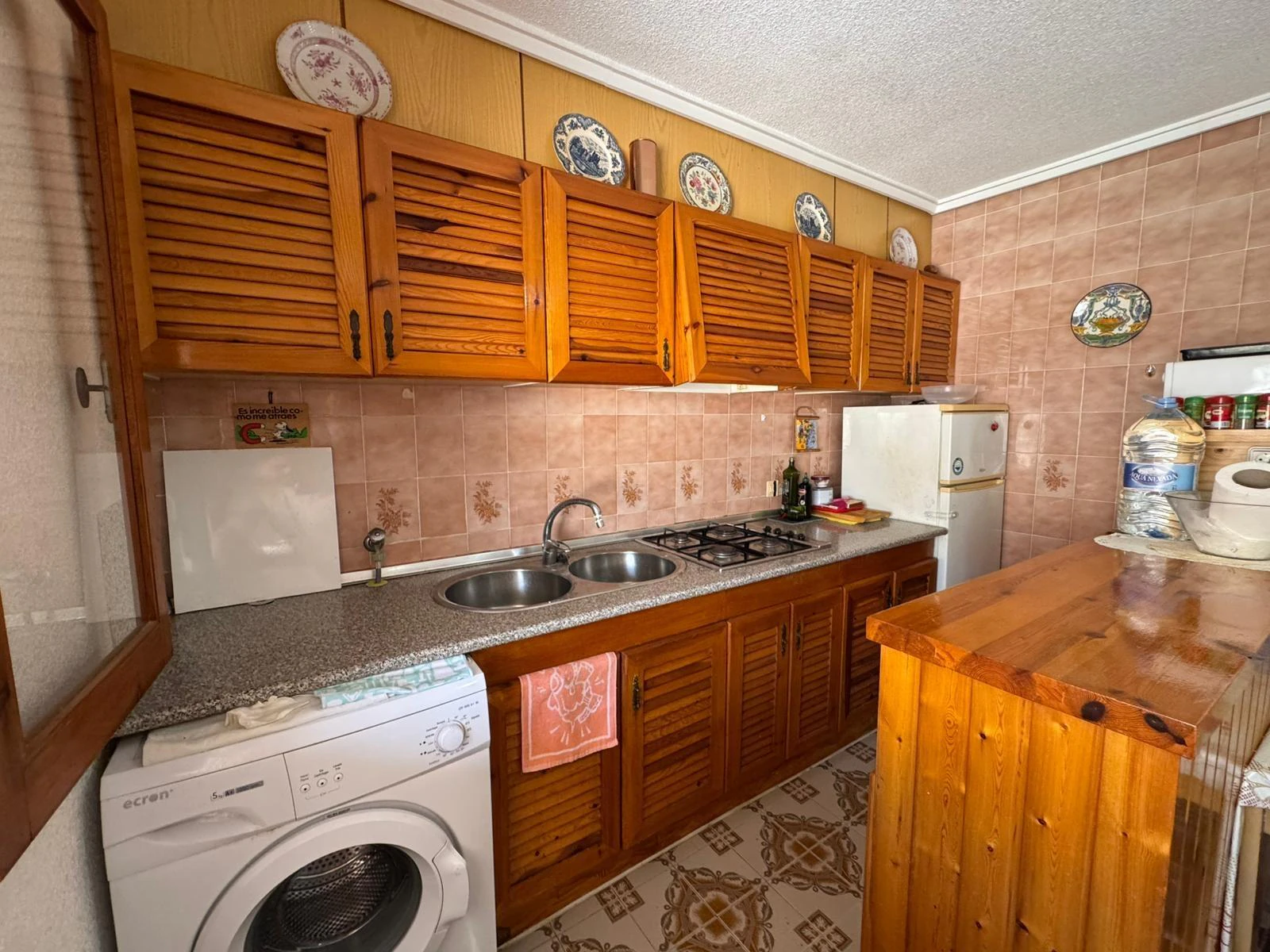 Bungalow na parterze z 3 sypialniami i 2 łazienkami, 300 m od plaży Los Náufragos
