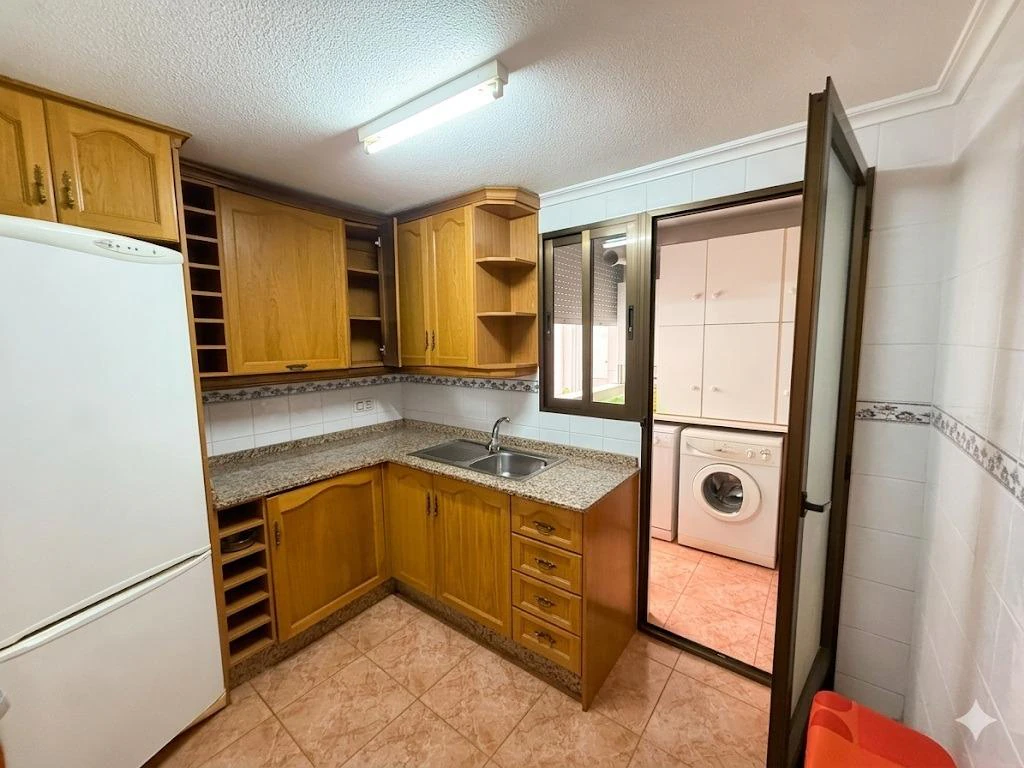 Opportunity 3 bedrooms/2 bathrooms SOUTH Playa del Cura