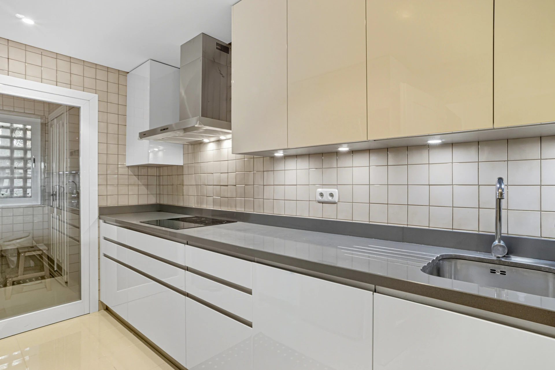 Apartament na sprzedaż w Nueva Andalucia