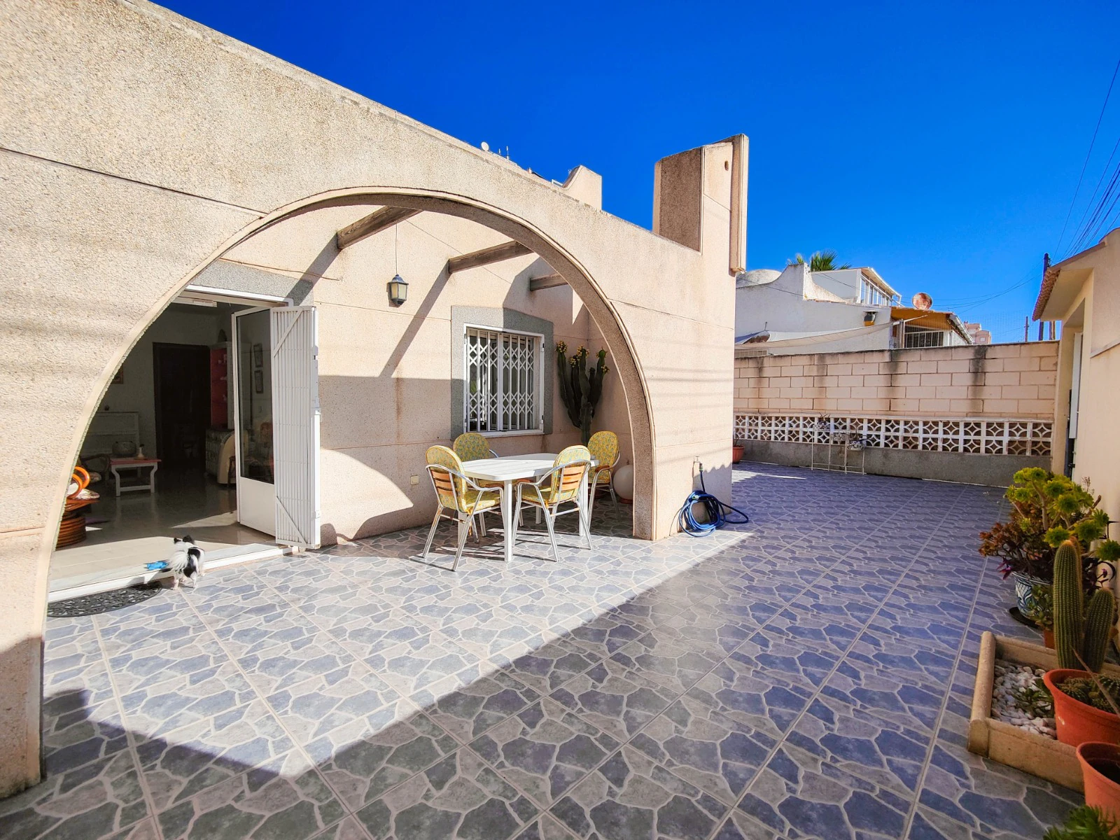 Dom bliźniaczy na sprzedaż w Torrevieja