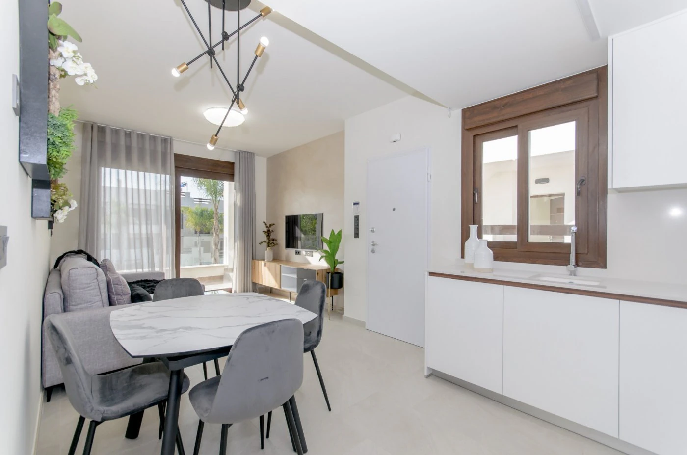 Bungalow na sprzedaż w Torrevieja