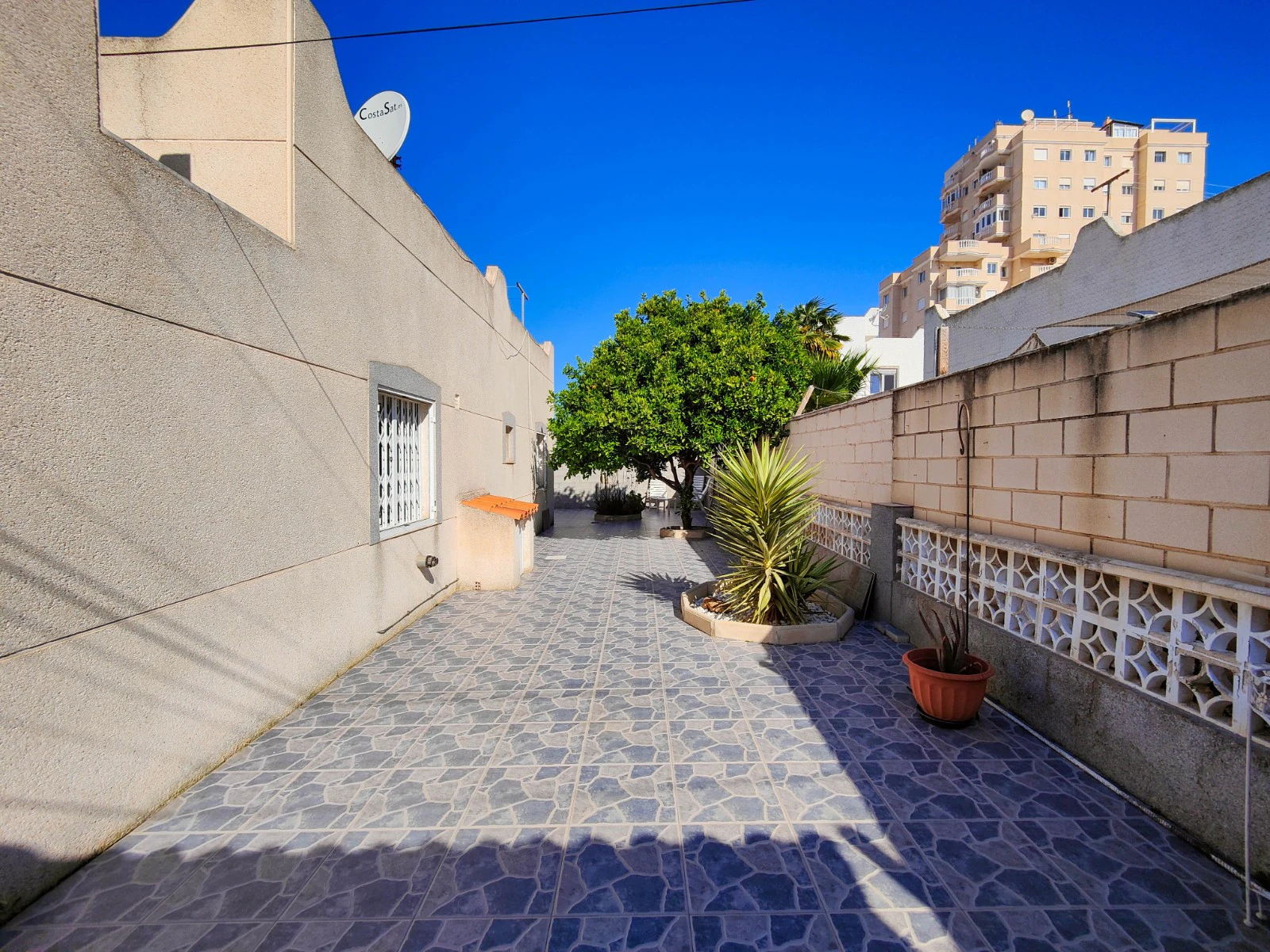 Dom bliźniaczy na sprzedaż w Torrevieja