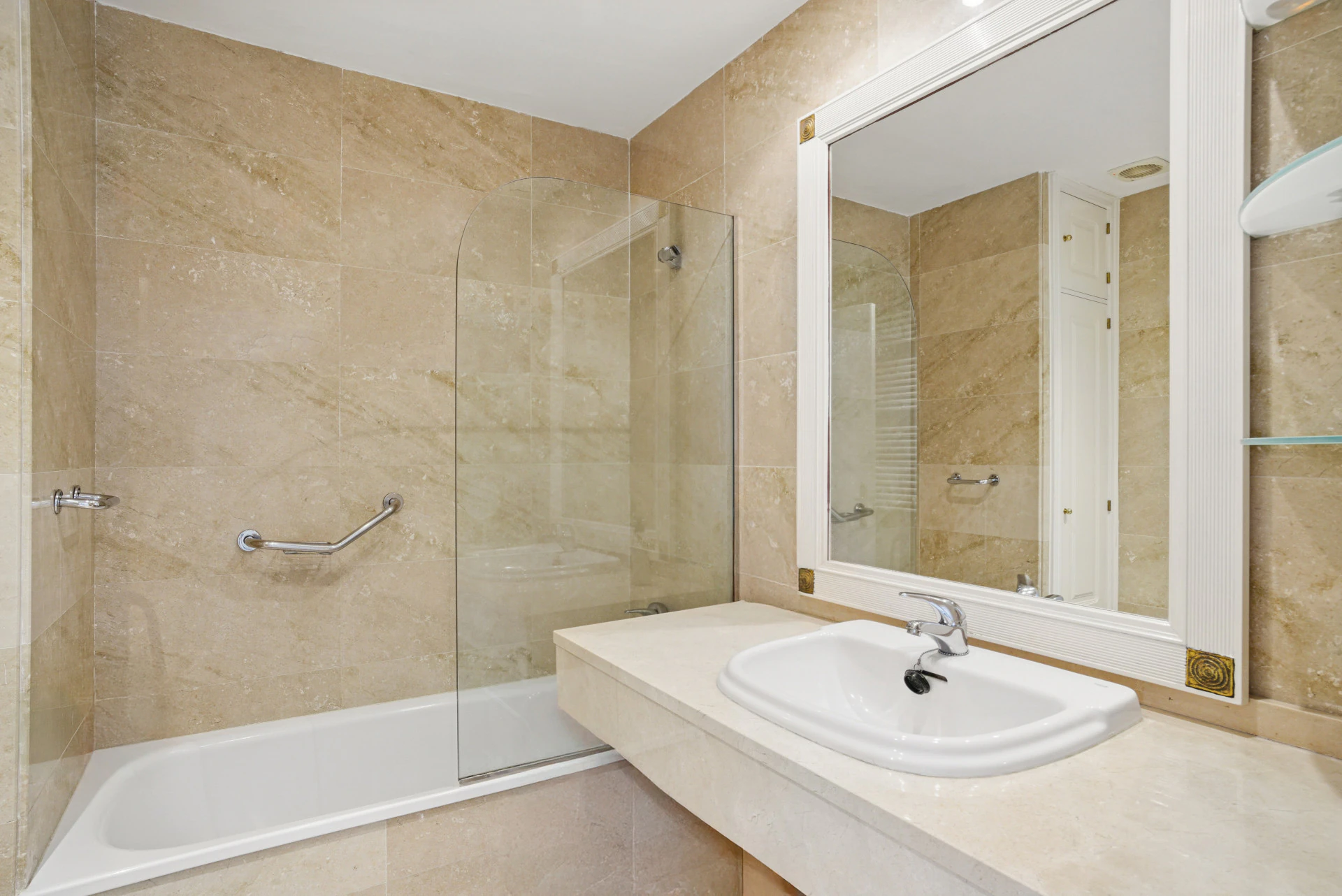 Penthouse na sprzedaż w Marbella Golden Mile