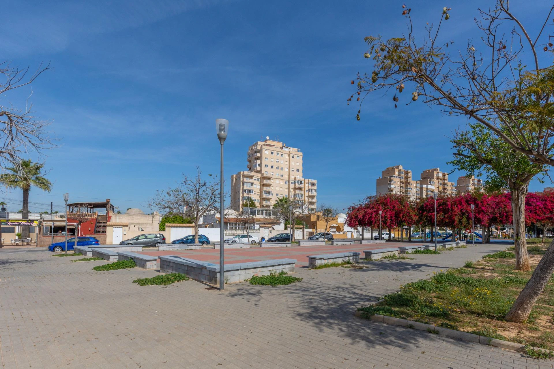 Widok na wschód słońca i śródziemnomorska bryza w Nueva Torrevieja! 2 sypialnie + wspólny basen
