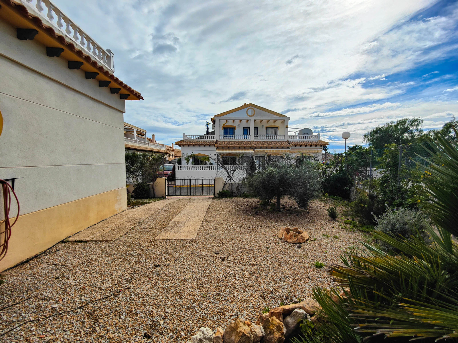 Dom bliźniaczy na sprzedaż w Orihuela Costa