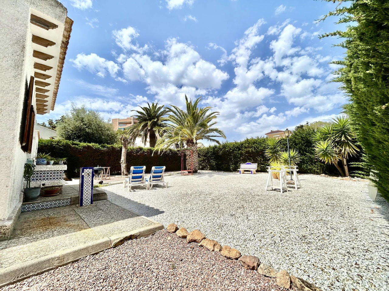 Villa for sale in La Zenia