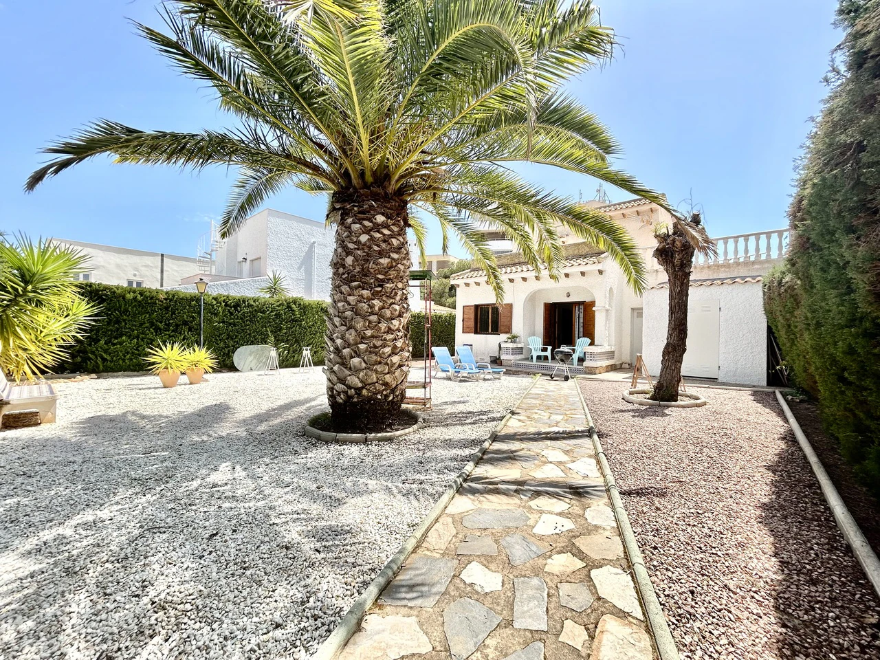 Villa for sale in La Zenia