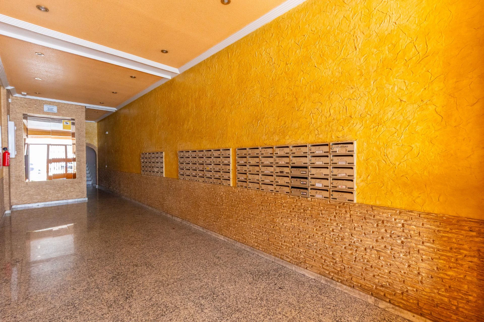 Studio z basenem i południową ekspozycją, 700 m od Playa del Cura w Torrevieja