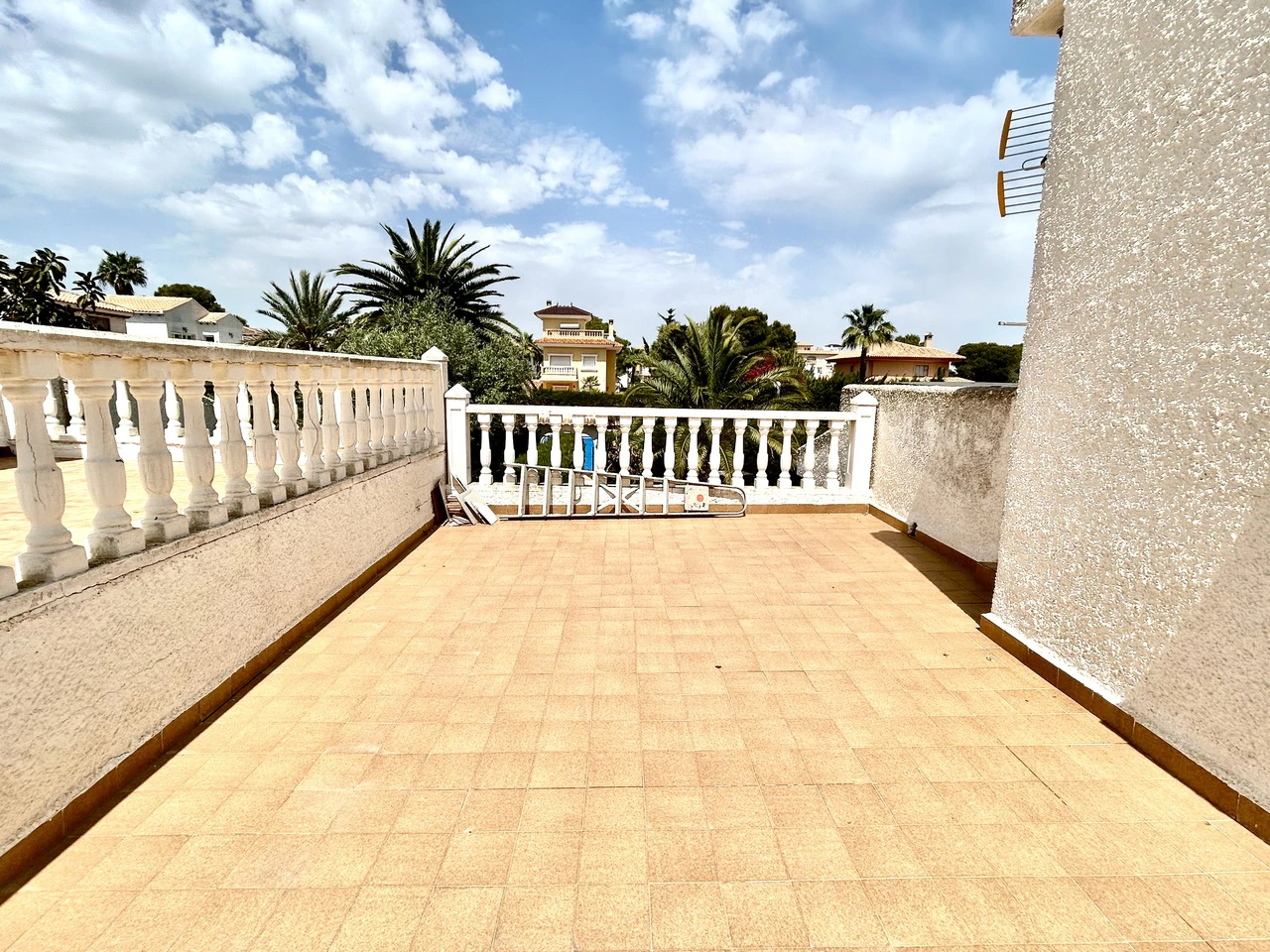 Villa for sale in La Zenia