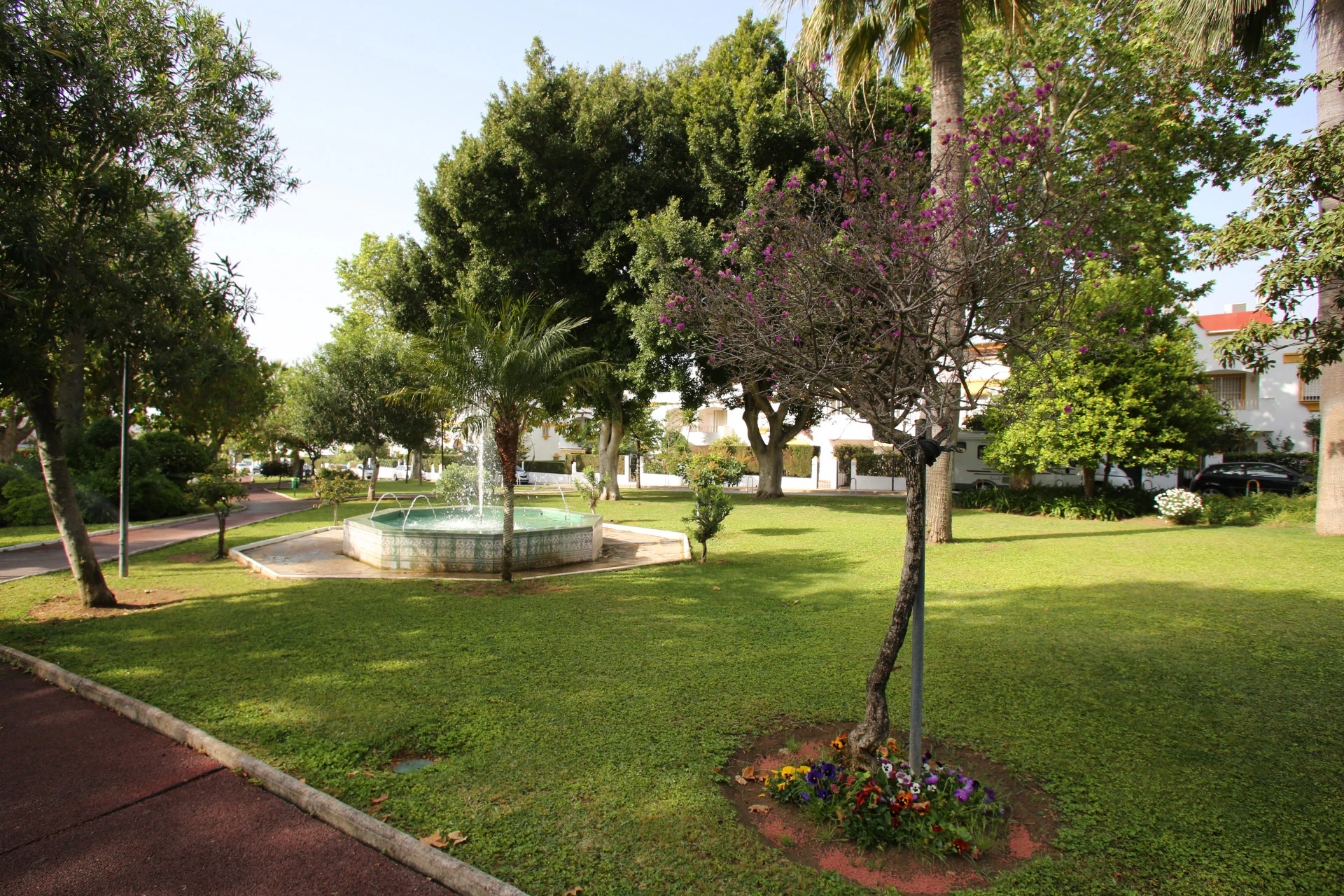 Dom bliźniaczy na sprzedaż w Marbella Golden Mile