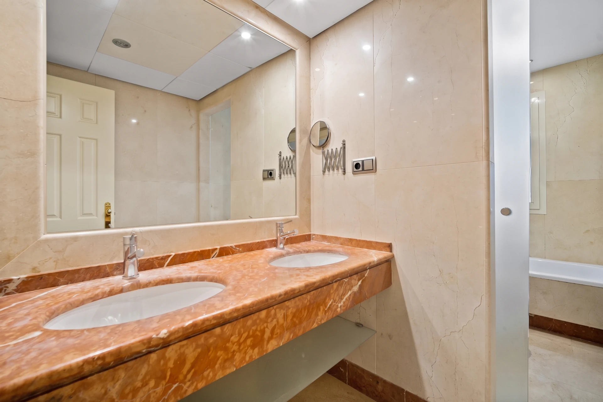 Apartament na sprzedaż w Marbella Golden Mile