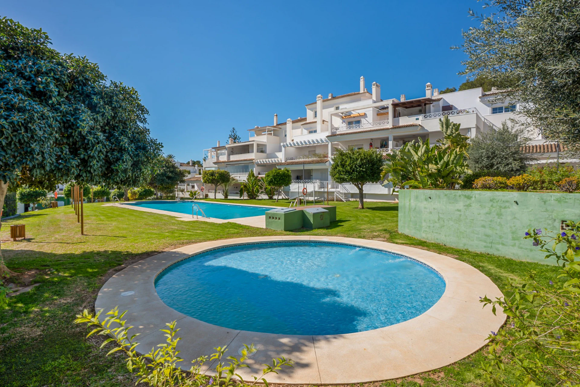 Apartment for sale in Marbella East