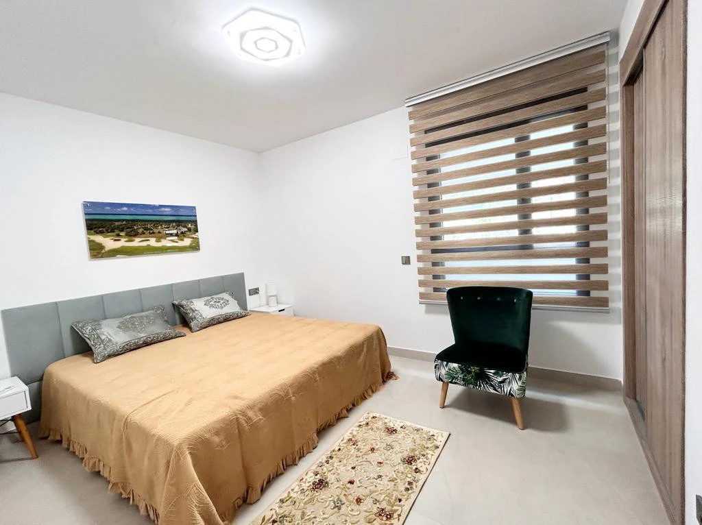 Apartamento en venta en Benahavis