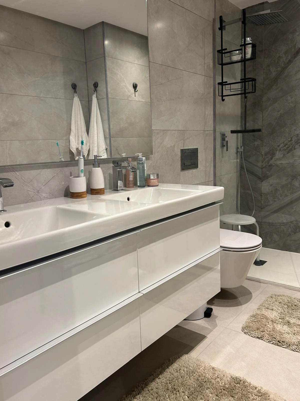 Apartamento en venta en Benahavis