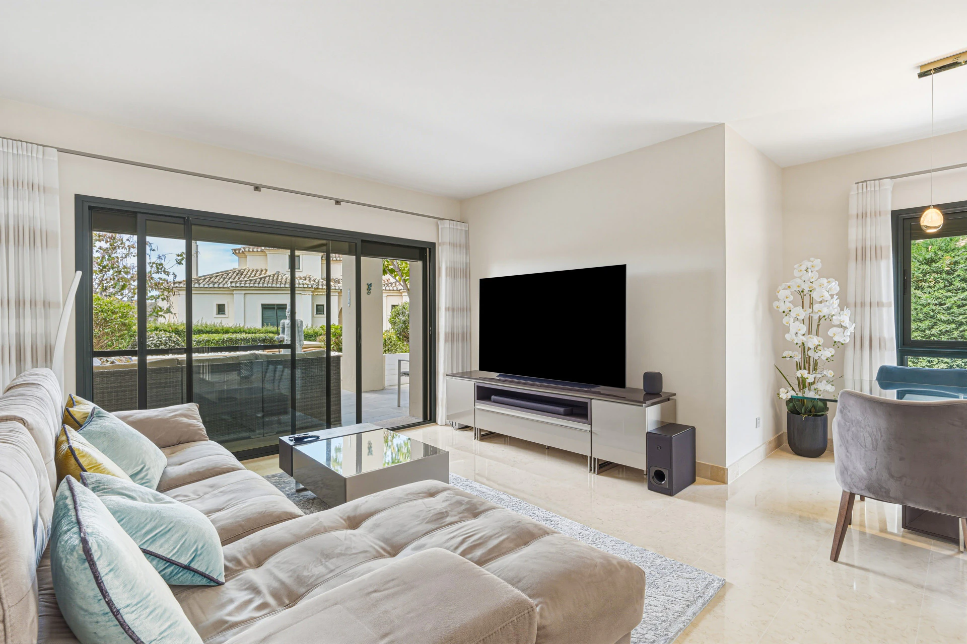 Apartament na sprzedaż w Benahavis
