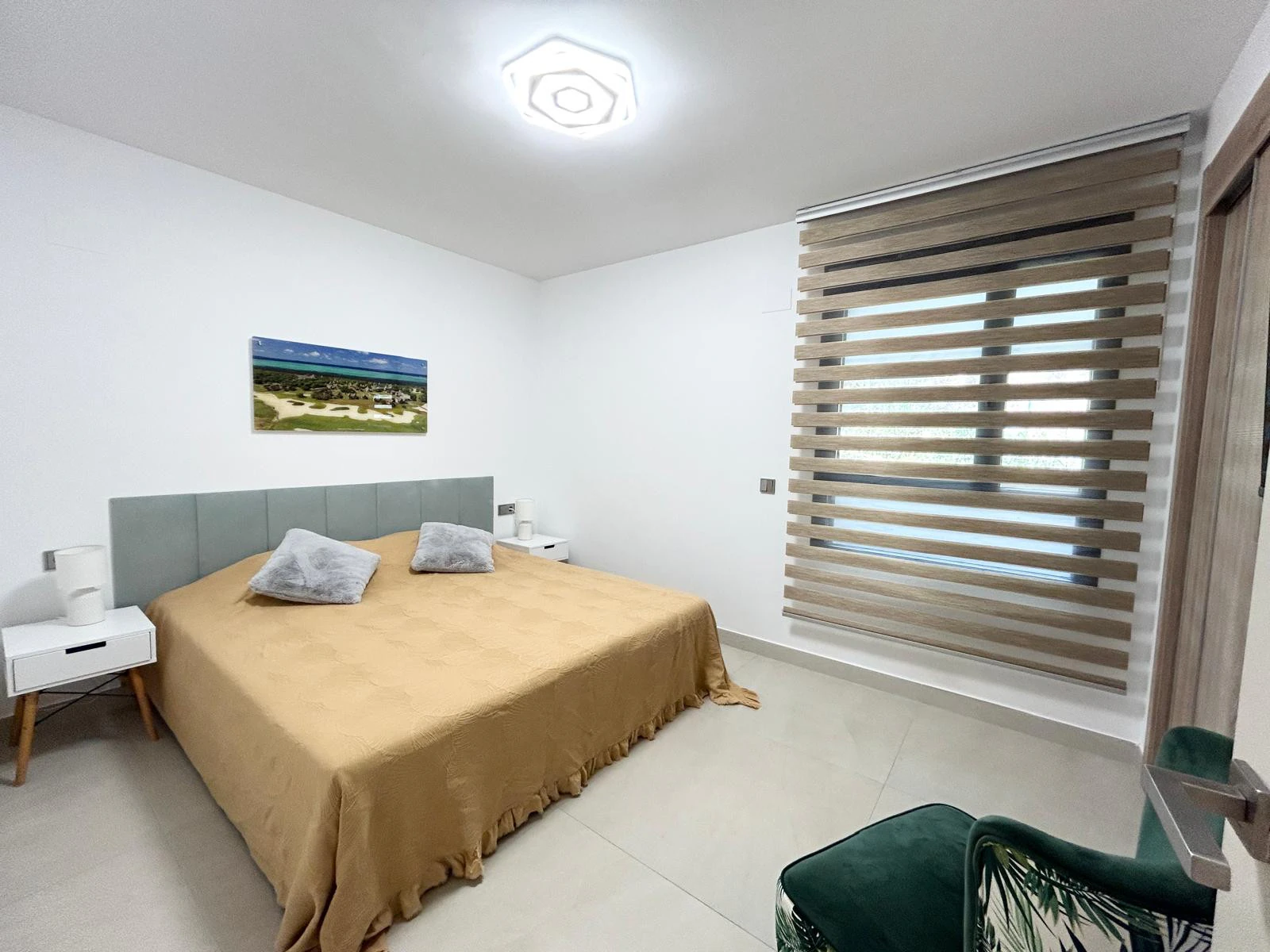 Apartamento en venta en Benahavis