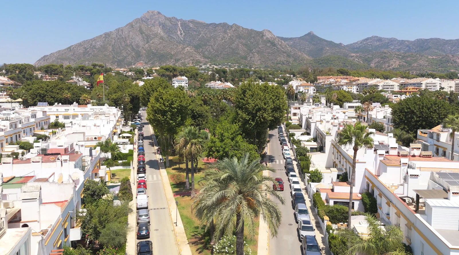 Dom bliźniaczy na sprzedaż w Marbella Golden Mile