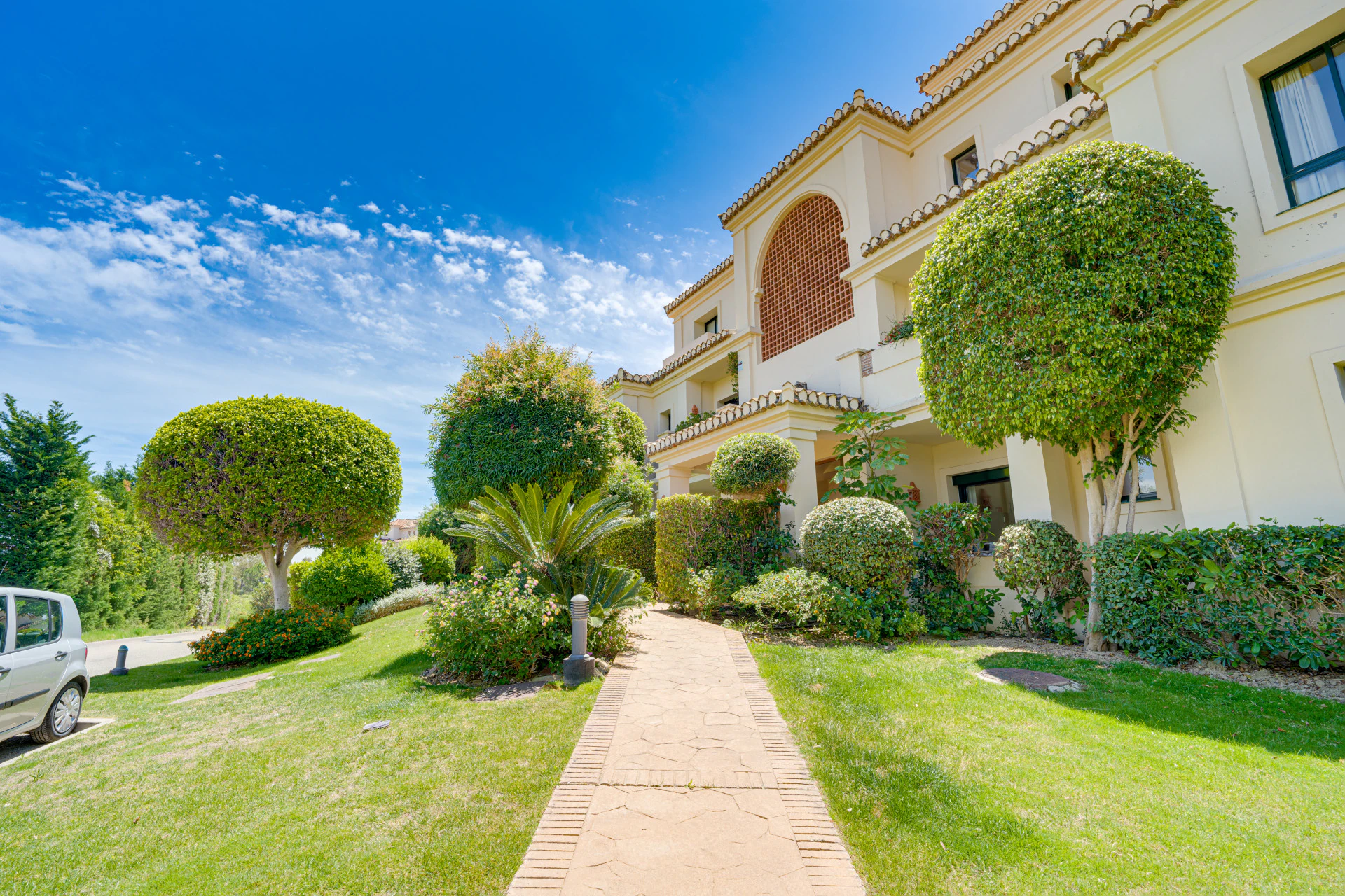 Apartament na sprzedaż w Benahavis