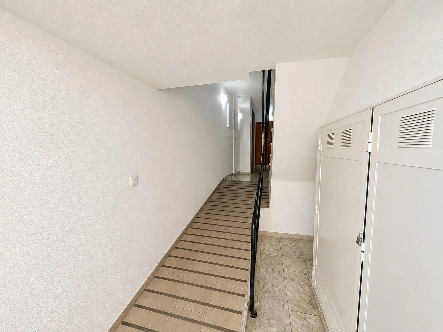 Opportunity for a 2-bedroom apartment with a pool