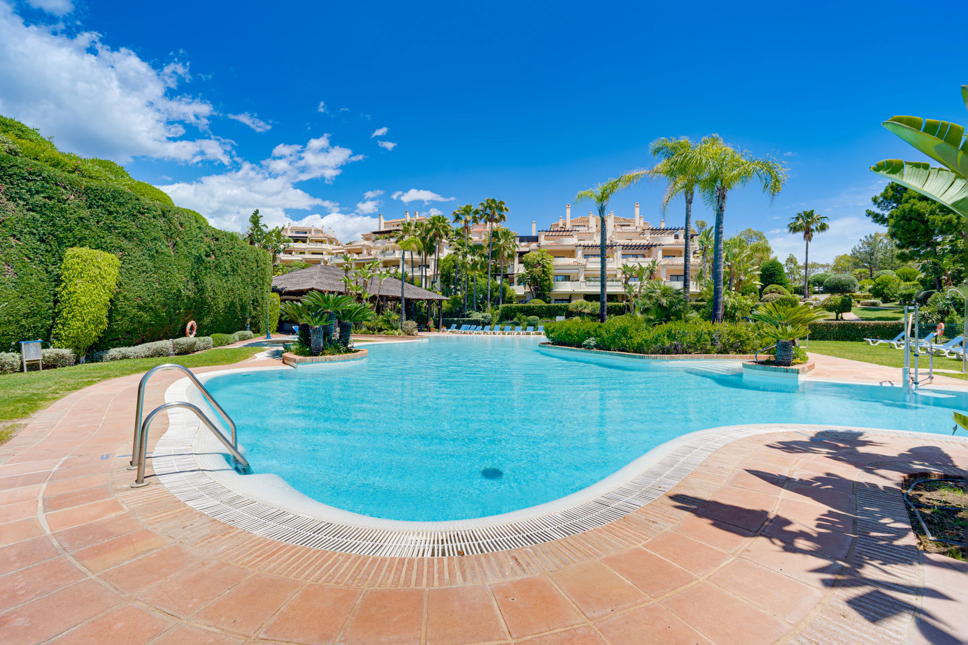 Apartament na sprzedaż w Benahavis