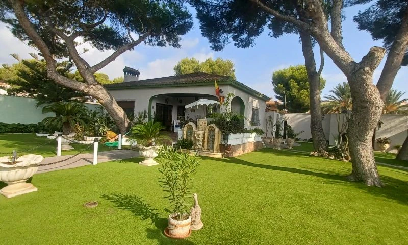 Willa na sprzedaż w Orihuela Costa