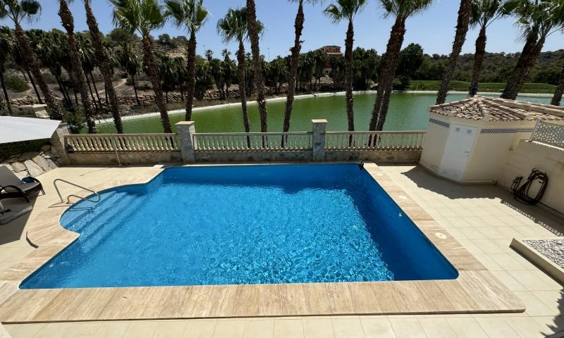 Willa na sprzedaż w Orihuela Costa