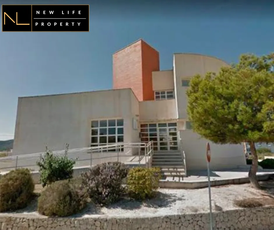 Le Central Salud (médecins locaux)