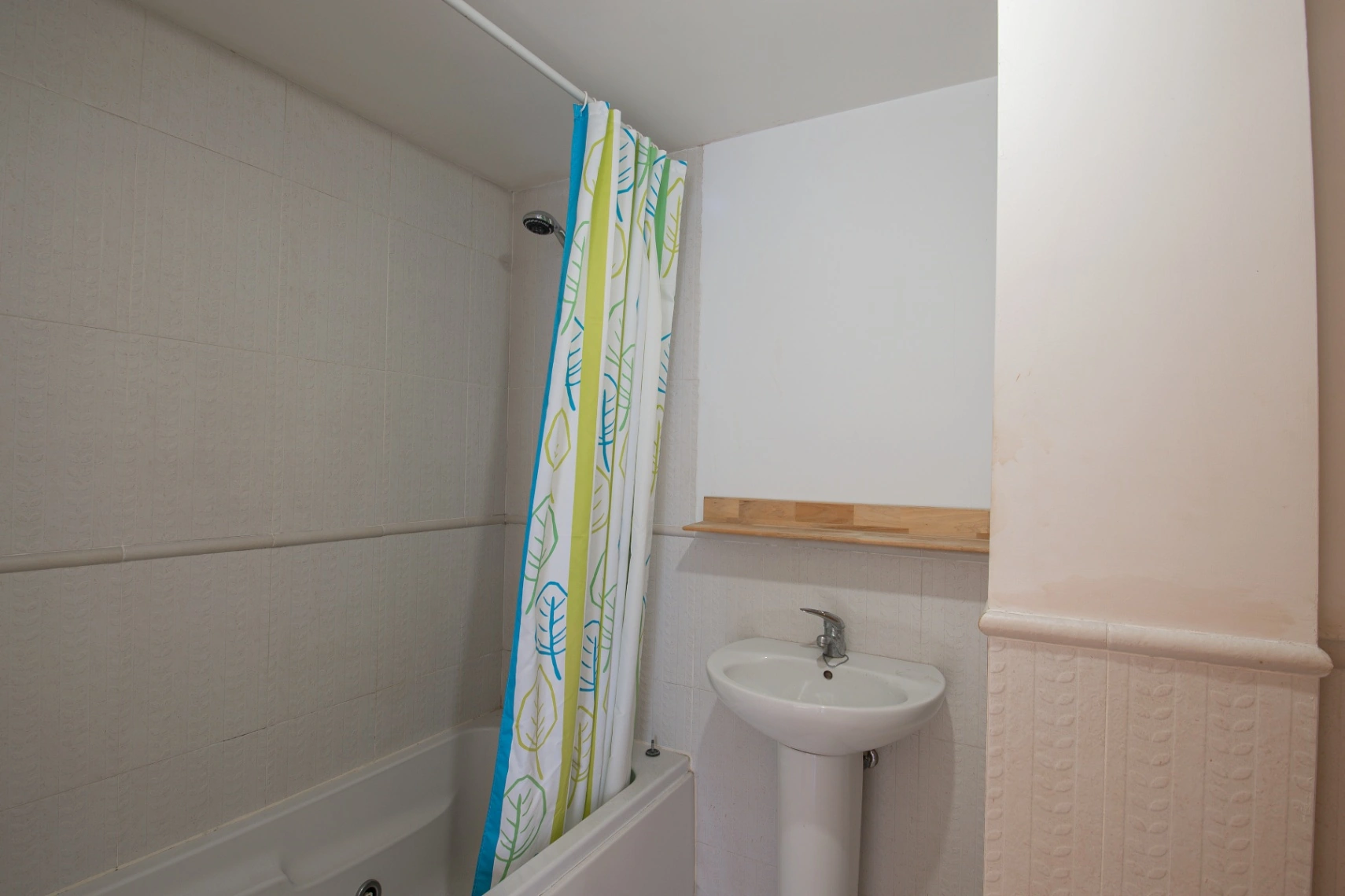 Appartement te koop in Teulada, gemakkelijke toegang tot bars en restaurants.