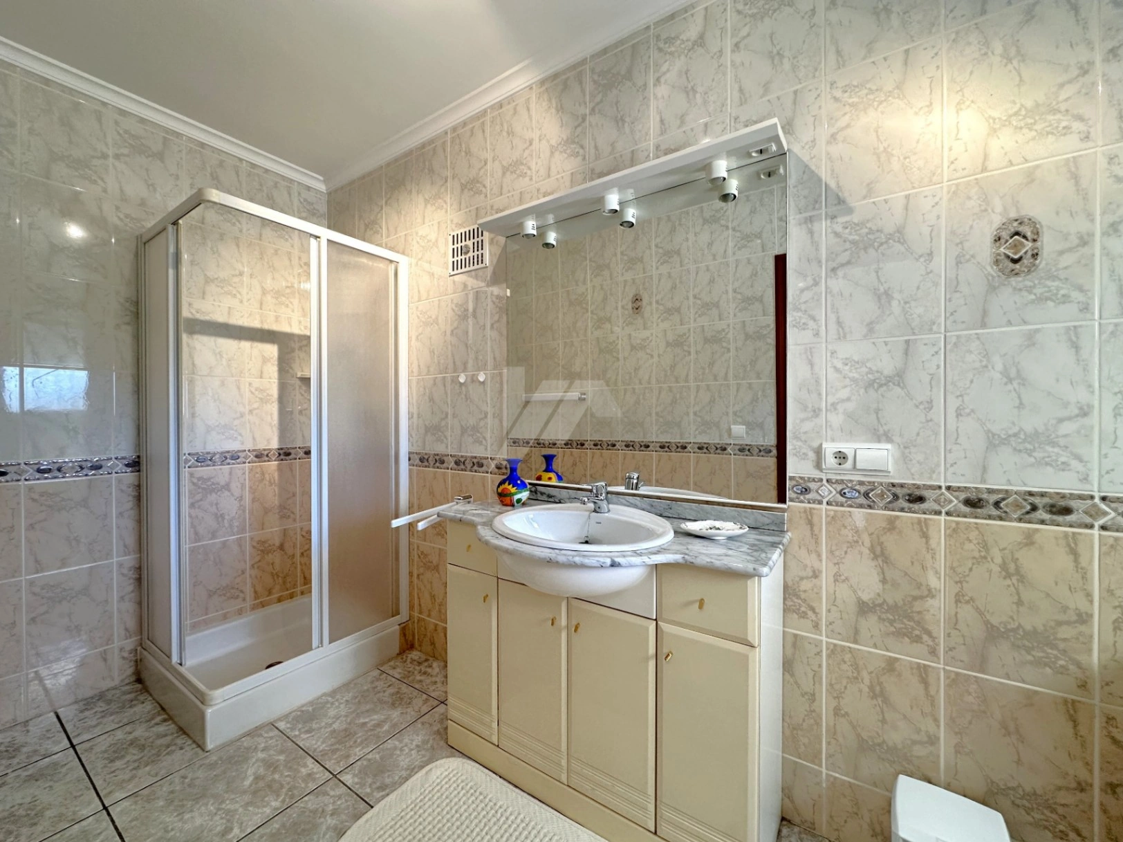 Villa for sale with sea views in Calpe, Costa Blanca.