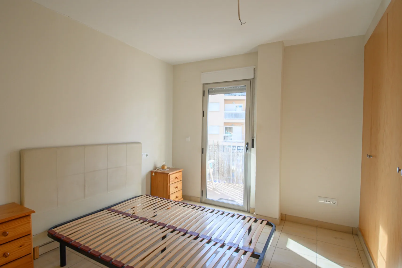 Appartement te koop in Teulada, gemakkelijke toegang tot bars en restaurants.