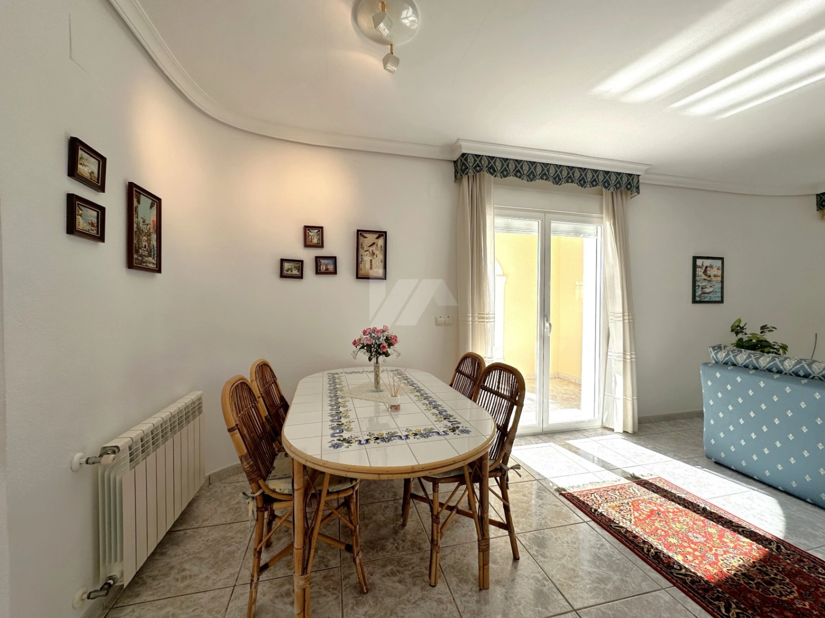 Villa for sale with sea views in Calpe, Costa Blanca.