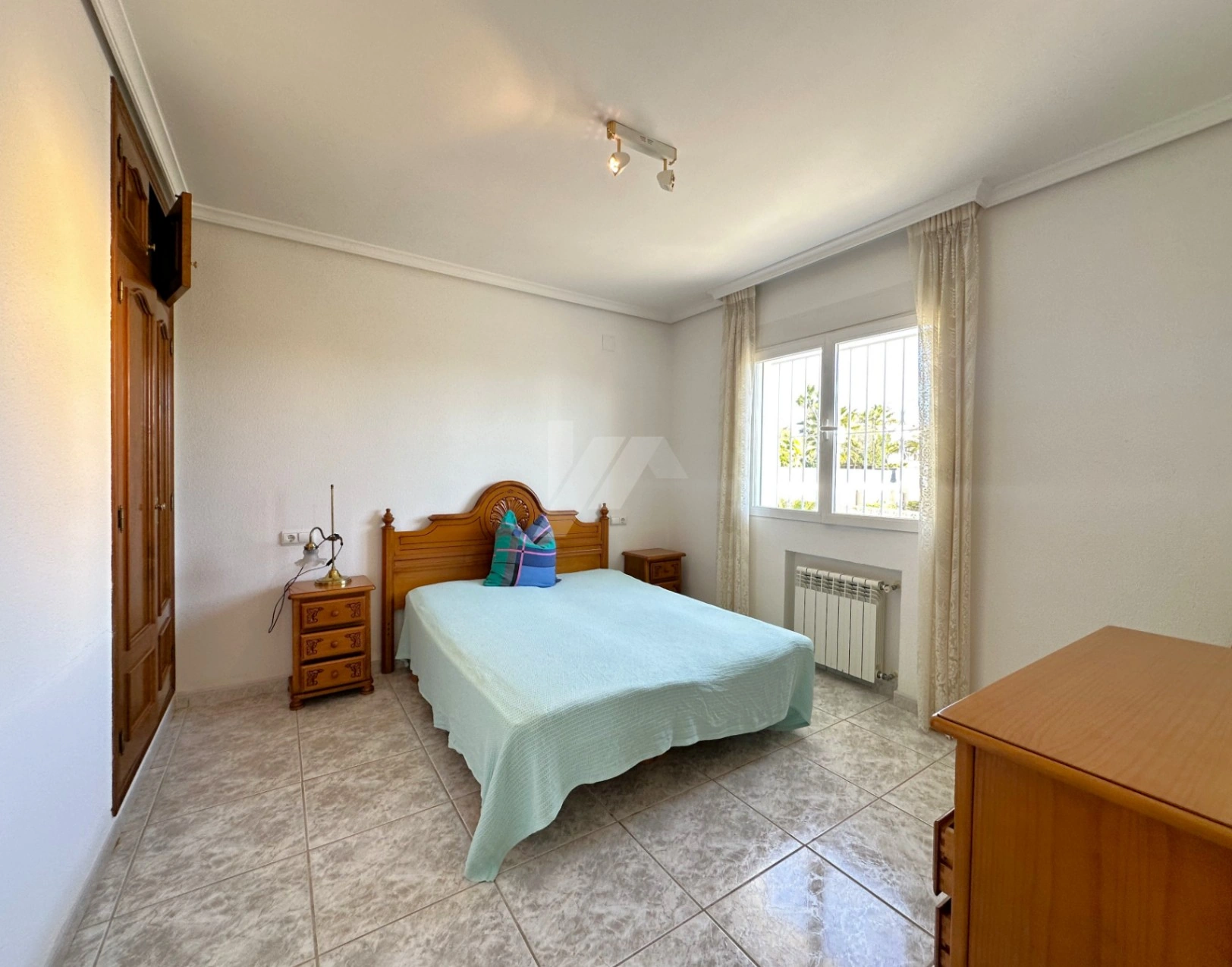 Villa for sale with sea views in Calpe, Costa Blanca.