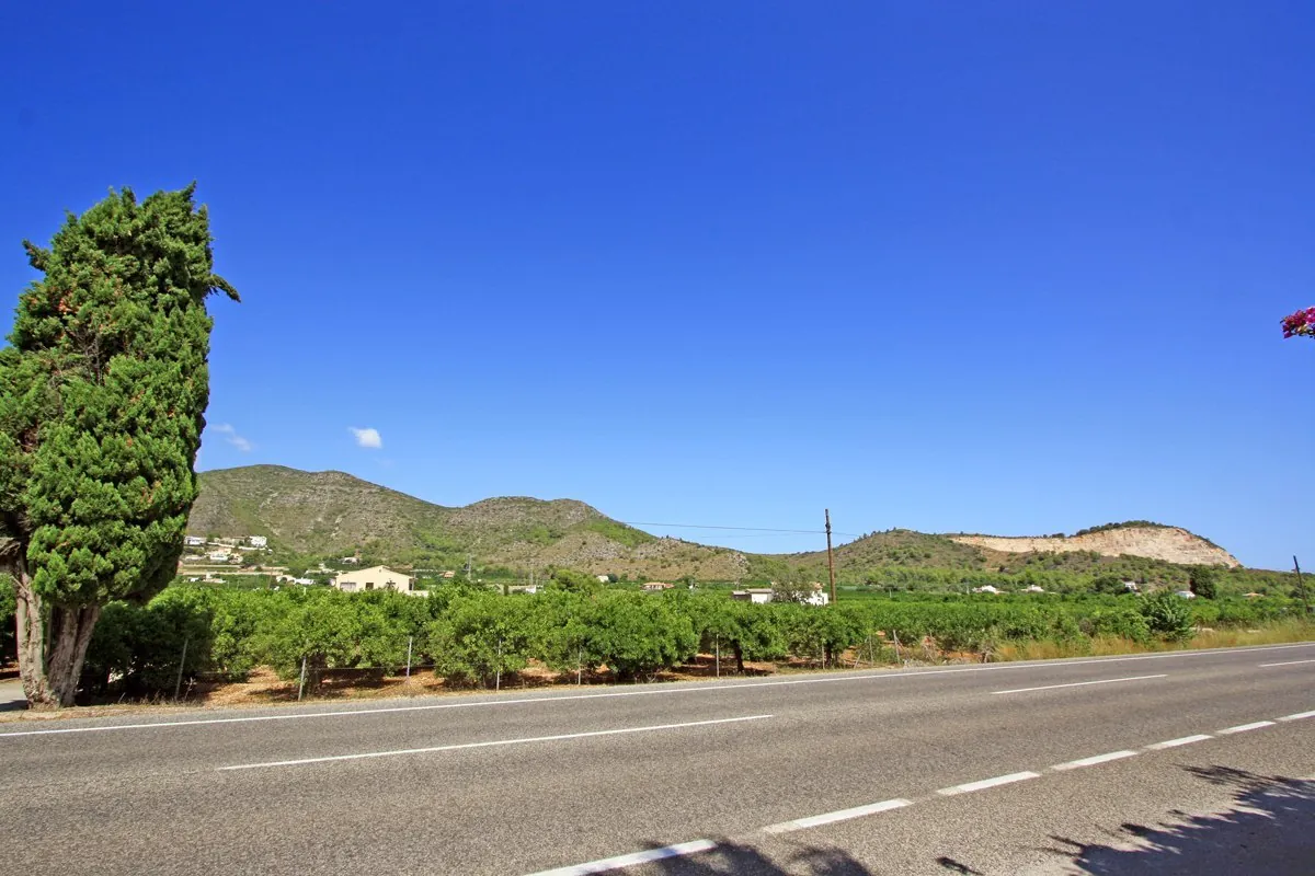 GROSSE GELEGENHEIT !!! 2.266.000 m2 Land in La Mustalla, Pego