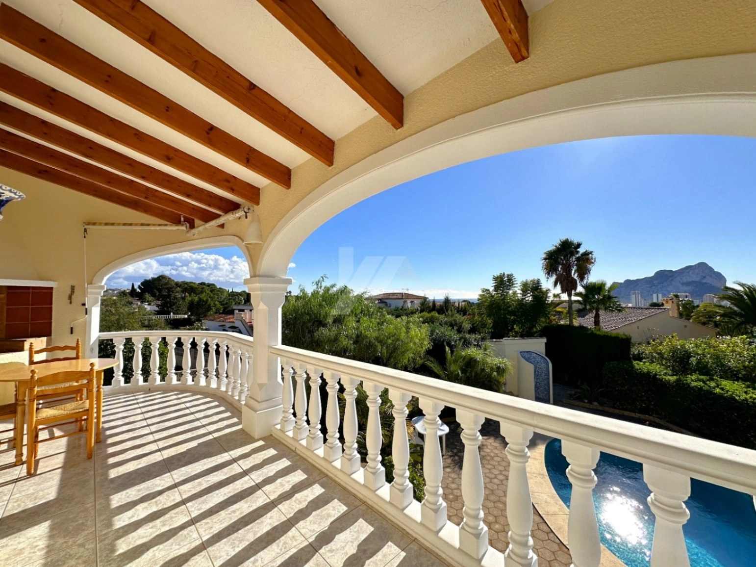 Villa for sale with sea views in Calpe, Costa Blanca.