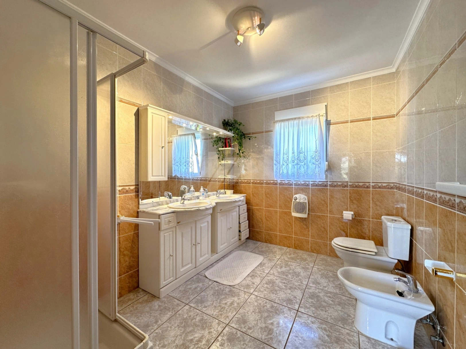 Villa for sale with sea views in Calpe, Costa Blanca.