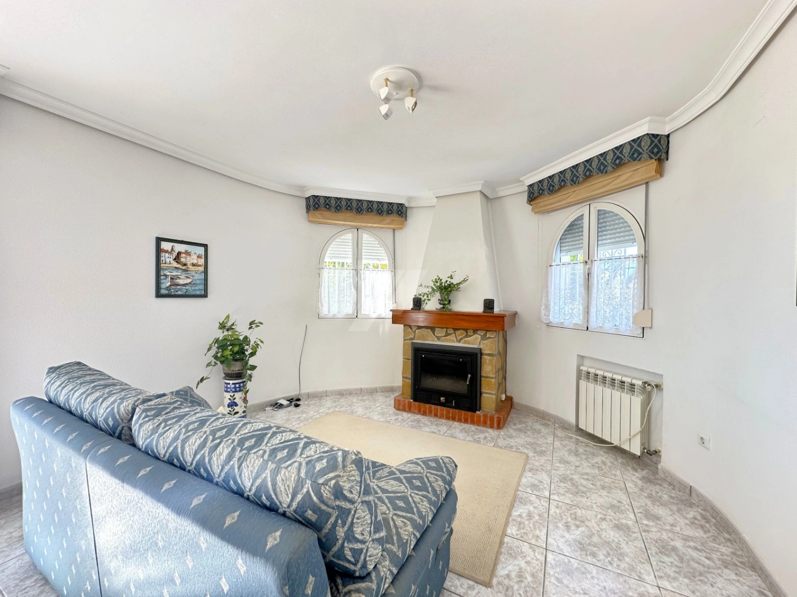 Villa for sale with sea views in Calpe, Costa Blanca.