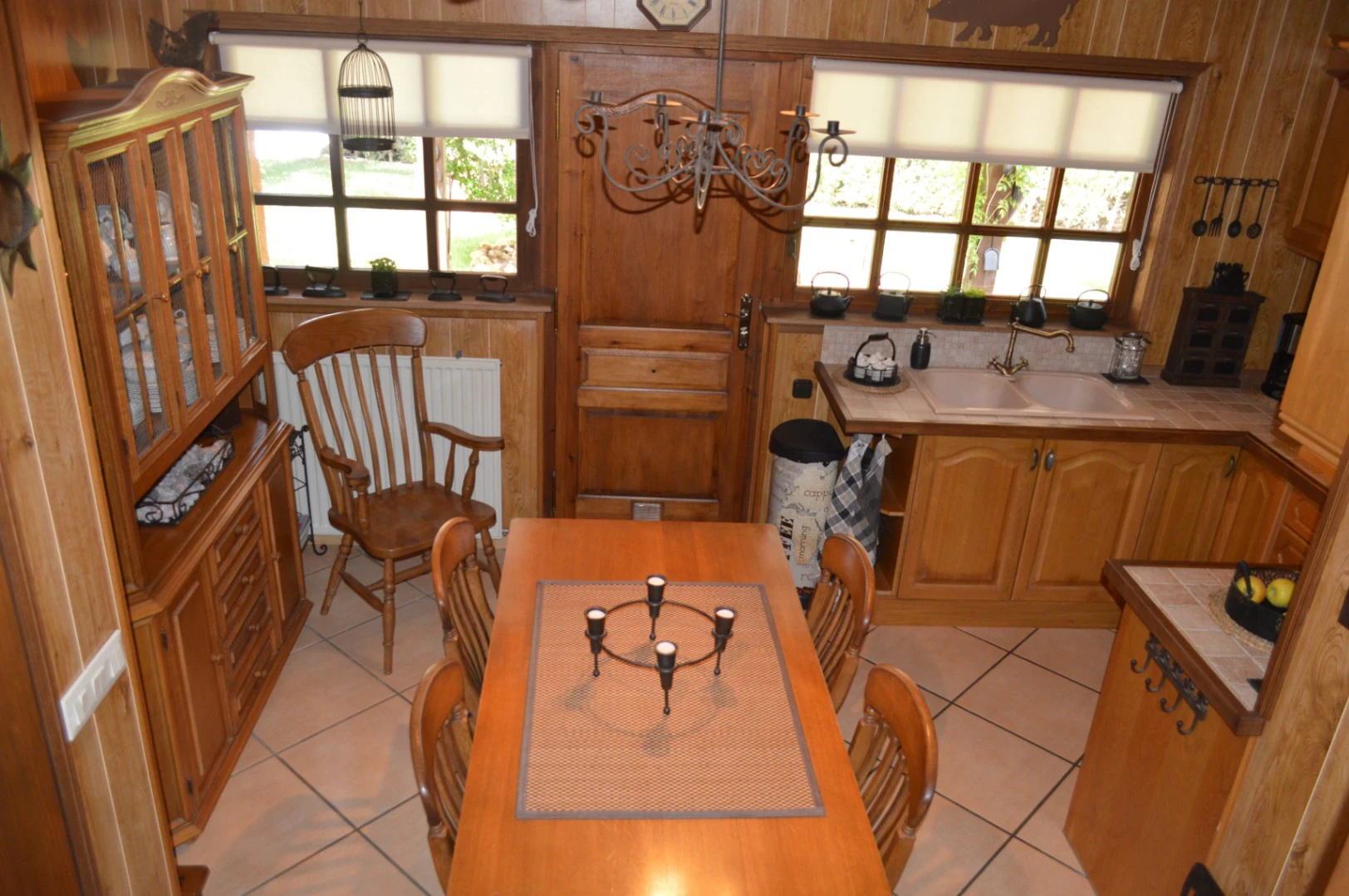 Villa for sale in Alcalali: Private, large south-facing plot, walking distance